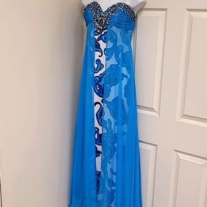 Strapless gown, small size